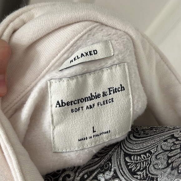 Abercrombie & Fitch sweatshirt - Picture 5 of 5